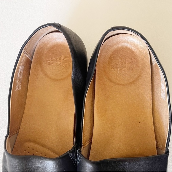 Dansko Flats Shoes Larisa Milled Leather Casual Classic Minimalist Black Chic 12 - Picture 8 of 16